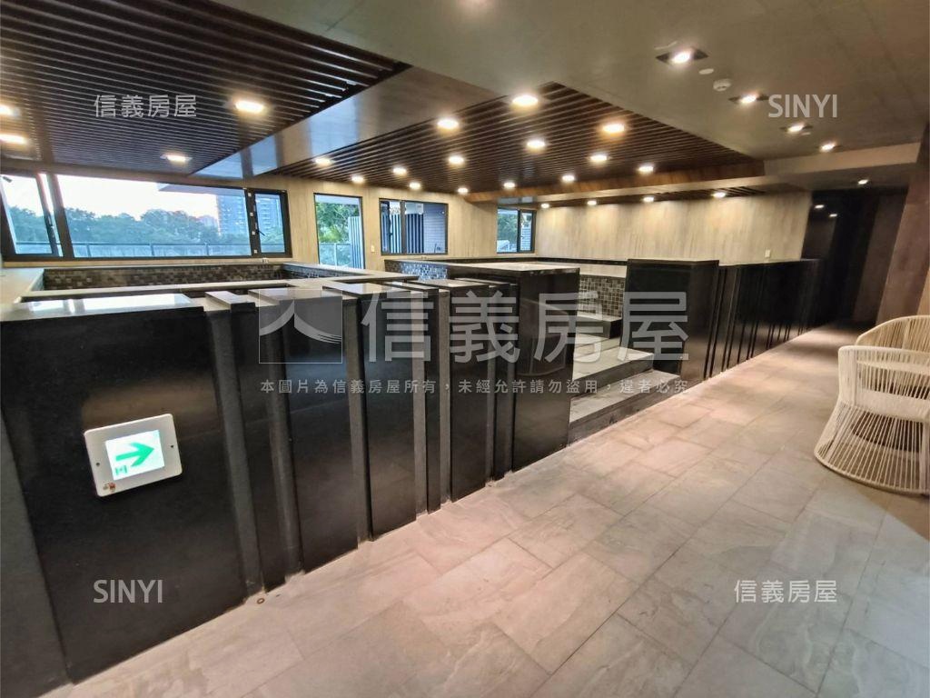 全民萬歲捷運美景二房車位房屋室內格局與周邊環境