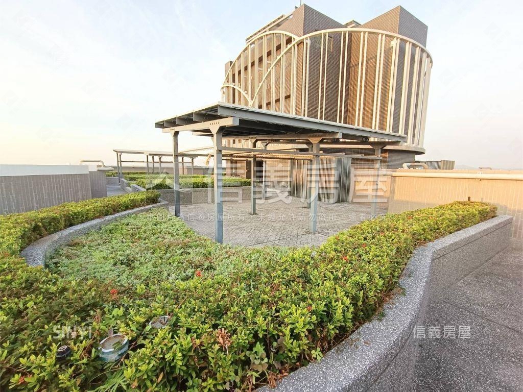 全民萬歲捷運美景二房車位房屋室內格局與周邊環境