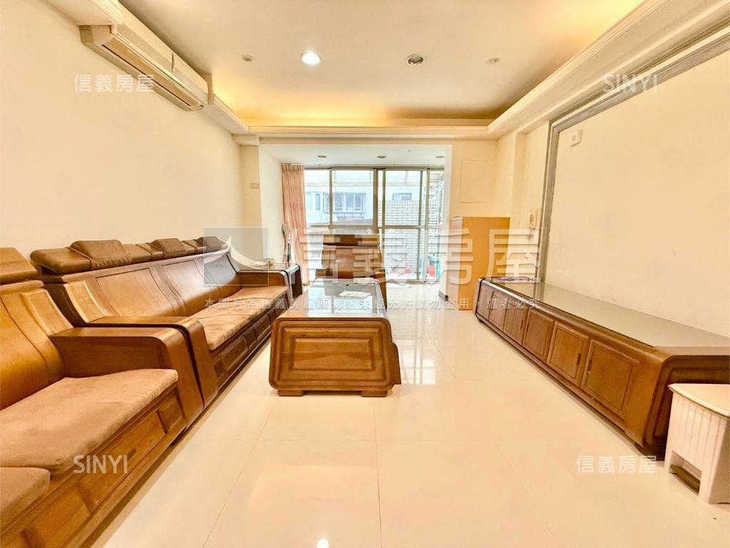 潤泰美景前後庭院１樓房屋室內格局與周邊環境