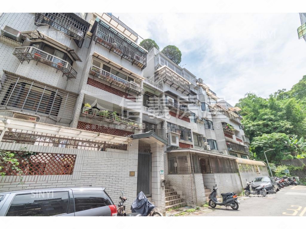 潤泰美景前後庭院１樓房屋室內格局與周邊環境