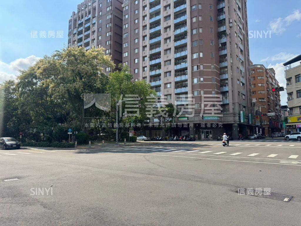 中國醫收租四套公寓房屋室內格局與周邊環境
