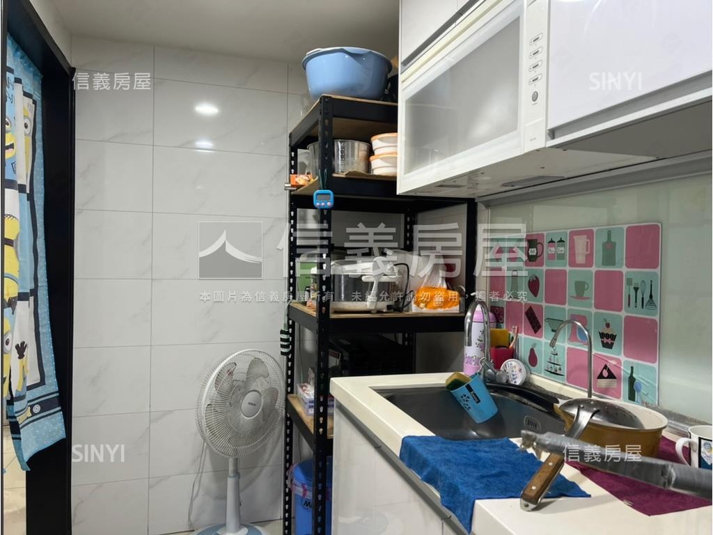 央大麗景明亮視野兩房車位房屋室內格局與周邊環境