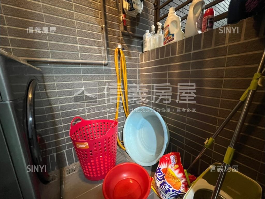 央大麗景明亮視野兩房車位房屋室內格局與周邊環境