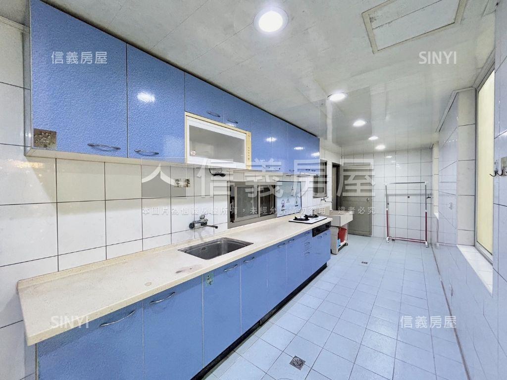 近園區光復路三房房屋室內格局與周邊環境