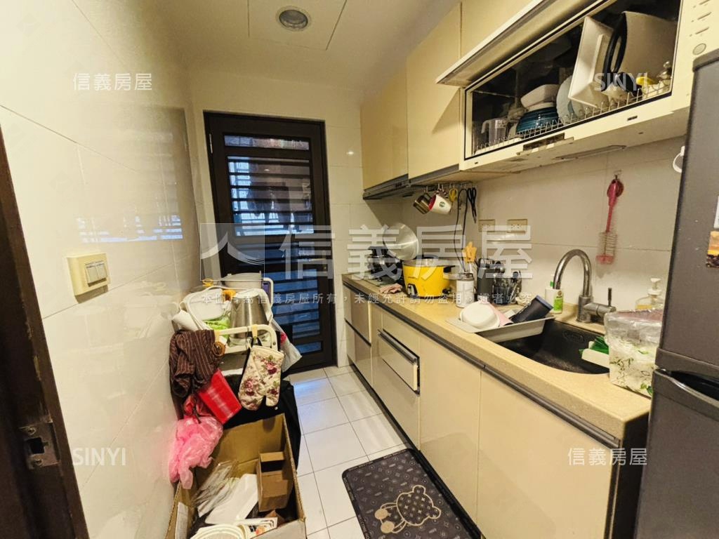 景安贊邊間正２房讚房屋室內格局與周邊環境