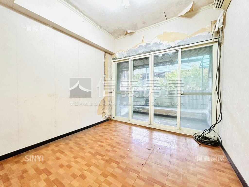 塔城龍門．近雙子星露台戶房屋室內格局與周邊環境