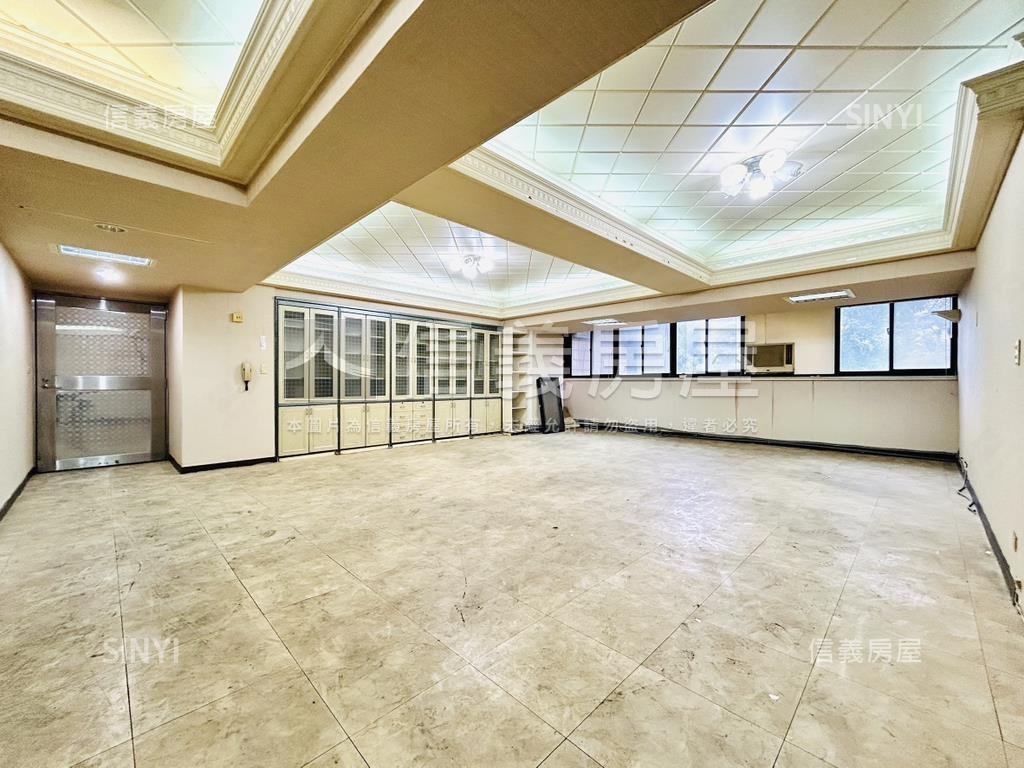 塔城龍門．近雙子星露台戶房屋室內格局與周邊環境