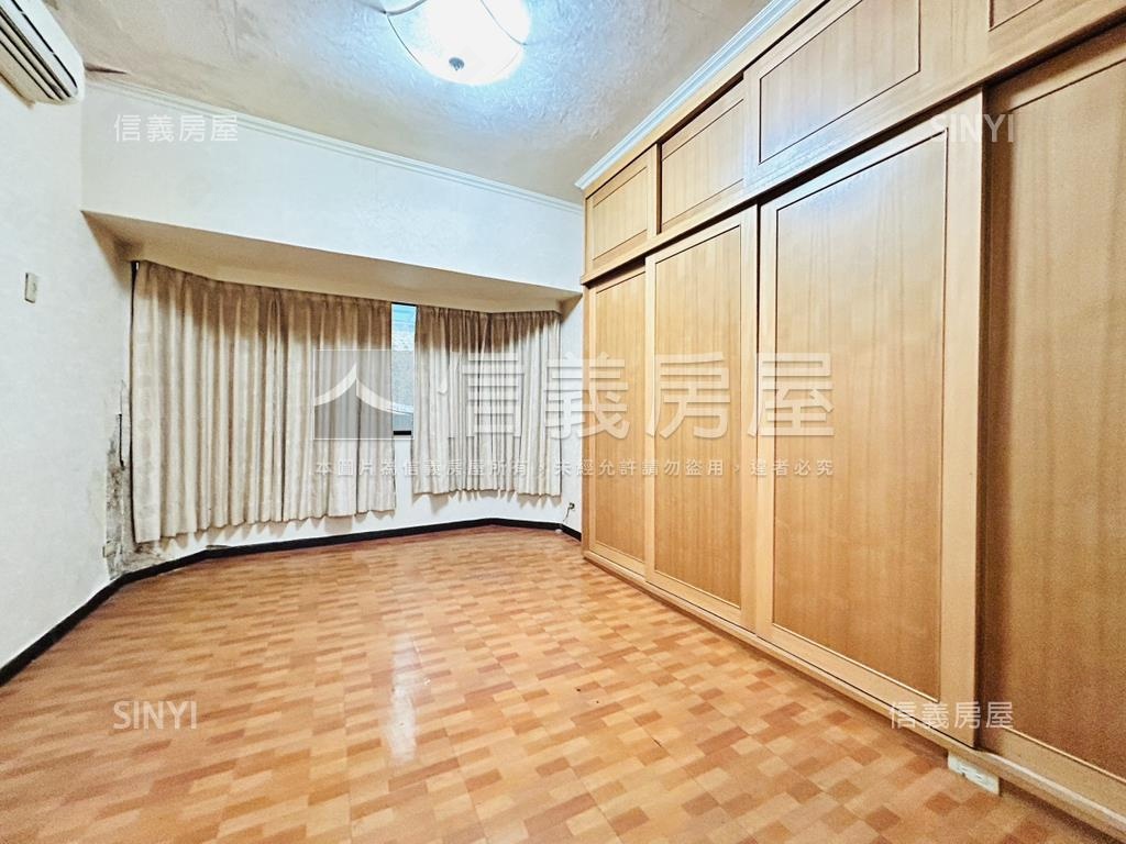 塔城龍門．近雙子星露台戶房屋室內格局與周邊環境