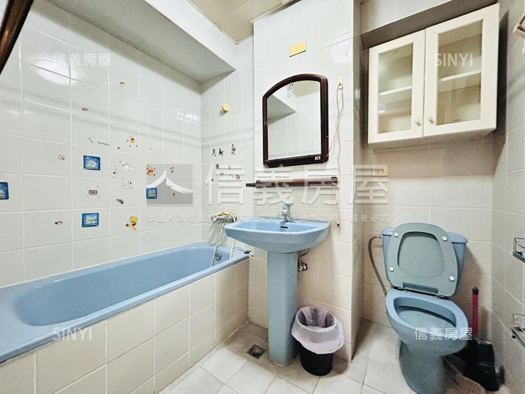 塔城龍門．近雙子星露台戶房屋室內格局與周邊環境