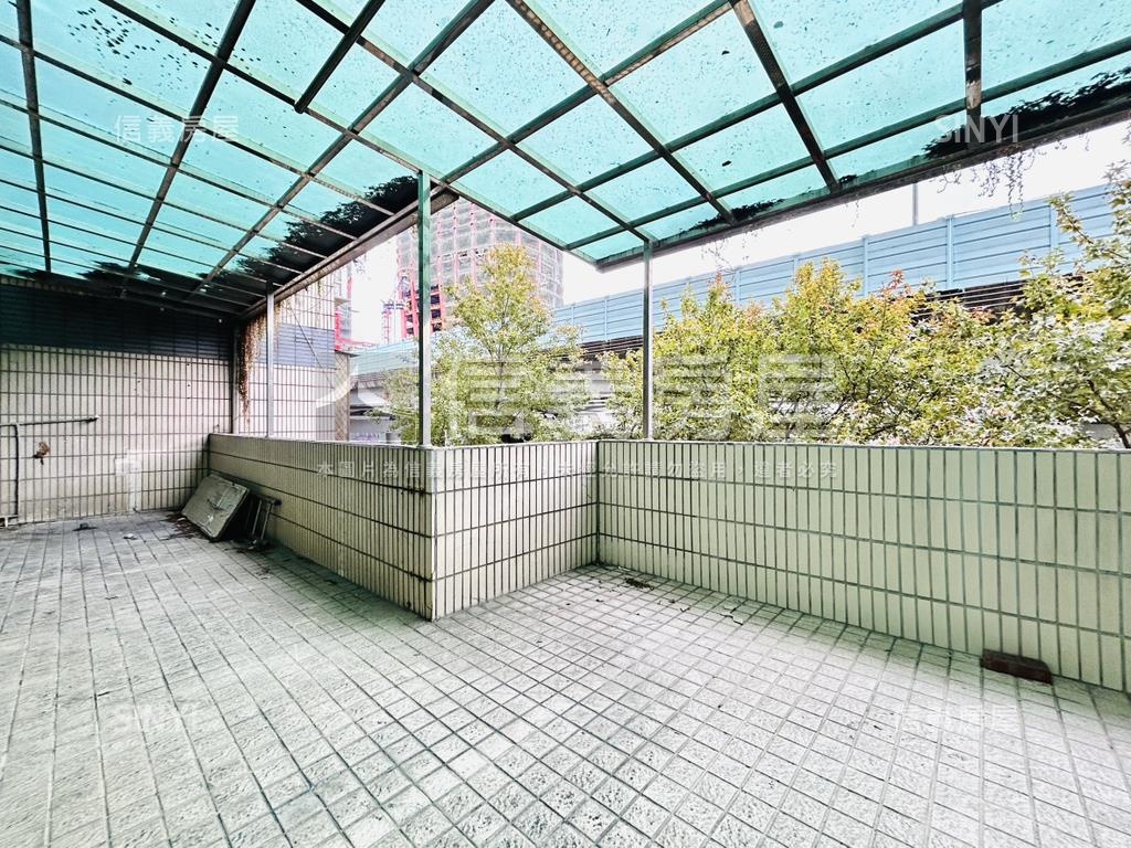 塔城龍門．近雙子星露台戶房屋室內格局與周邊環境