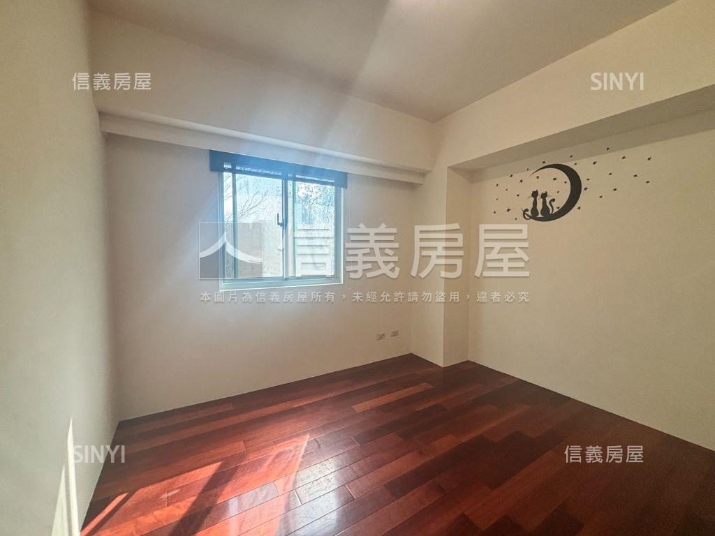 信義路１樓店面＋２樓房屋室內格局與周邊環境