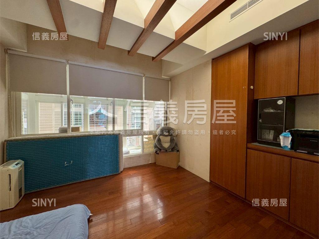 面樹景公園開闊視野房屋室內格局與周邊環境