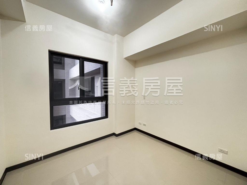 泱美高樓層舒適兩房車位房屋室內格局與周邊環境