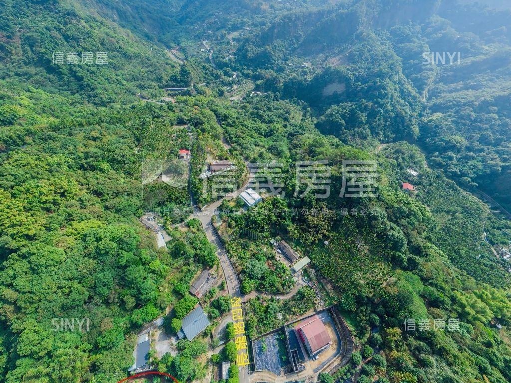 長龍路約一甲平坦農地讚房屋室內格局與周邊環境