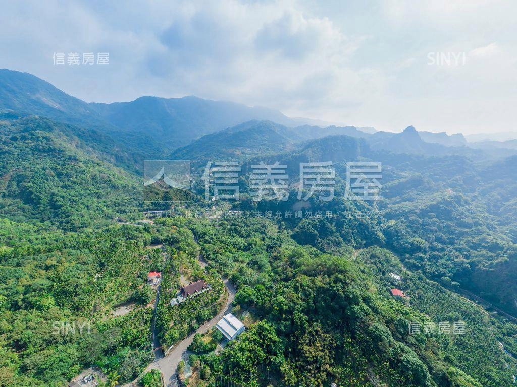 長龍路約一甲平坦農地讚房屋室內格局與周邊環境