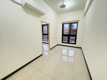 榮馥大院二房車位