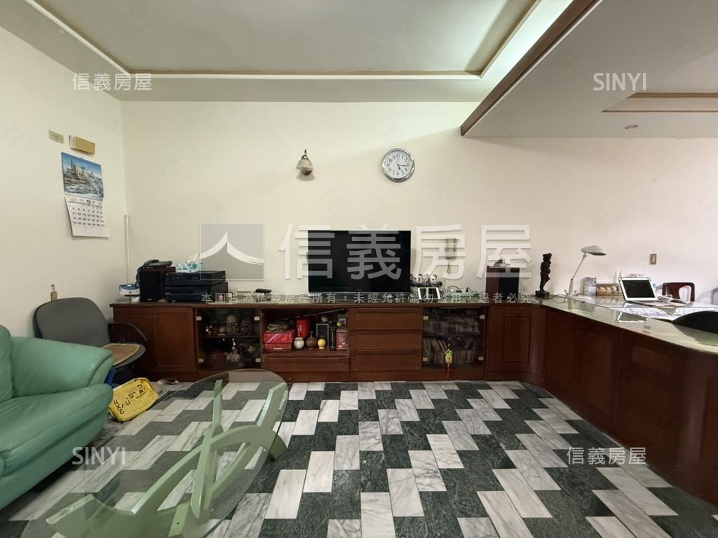 ★近景安雙捷運三房房屋室內格局與周邊環境