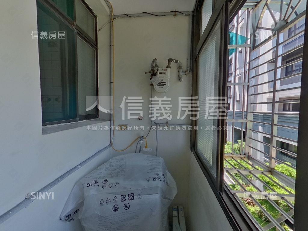 ★近景安雙捷運三房房屋室內格局與周邊環境