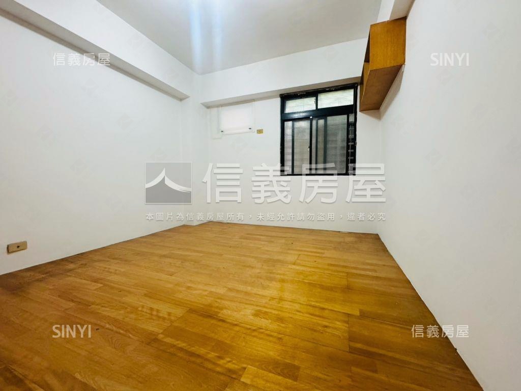 長安邊間方正三樓房屋室內格局與周邊環境