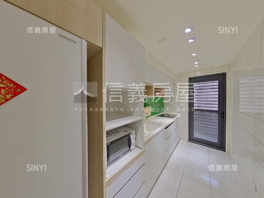面河景設計師工作宅房屋室內格局與周邊環境