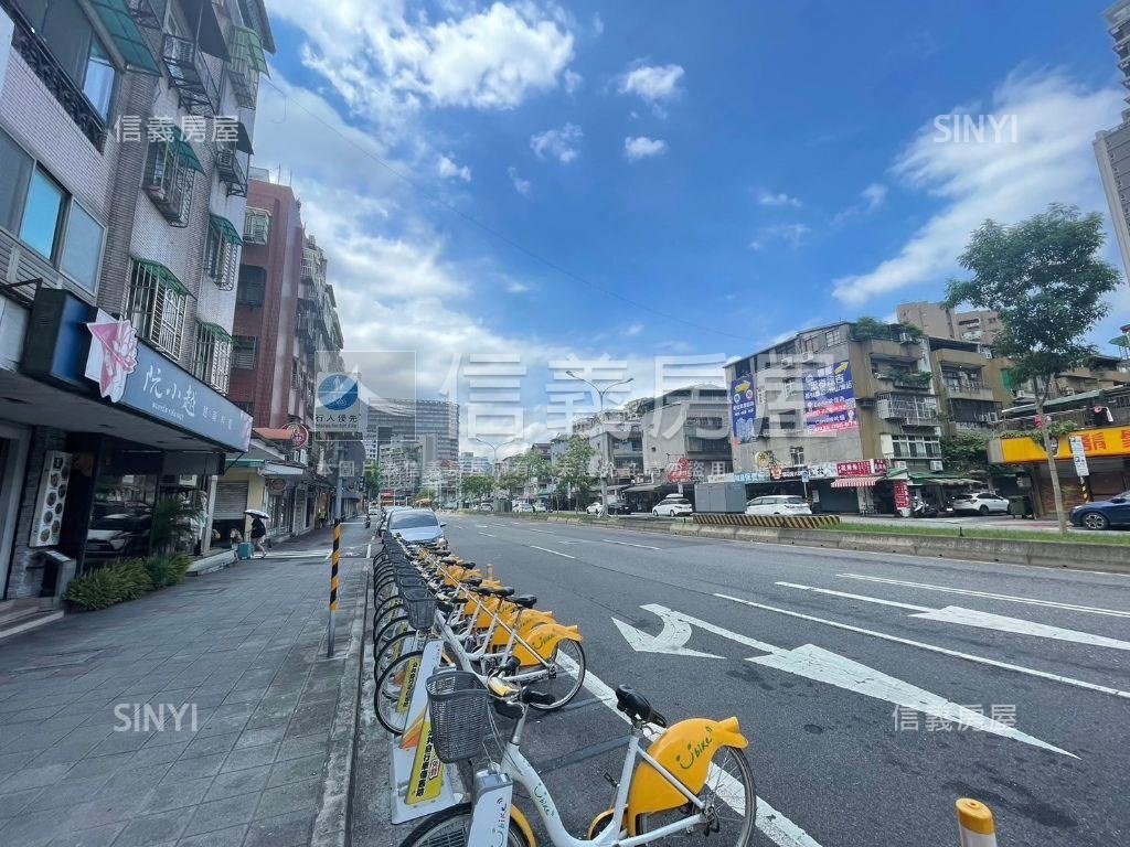 五分埔正路店霸房屋室內格局與周邊環境