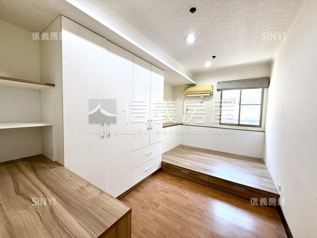 聚光映南國四房平車房屋室內格局與周邊環境