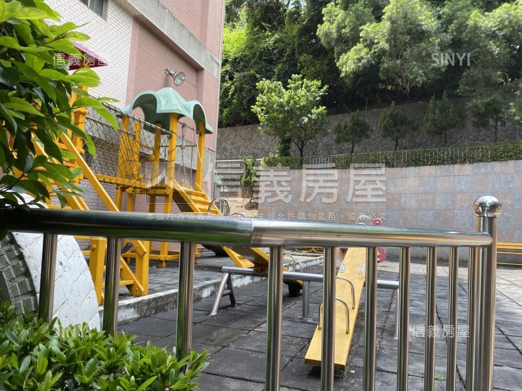 彰師大龍山林高樓三房裝潢房屋室內格局與周邊環境