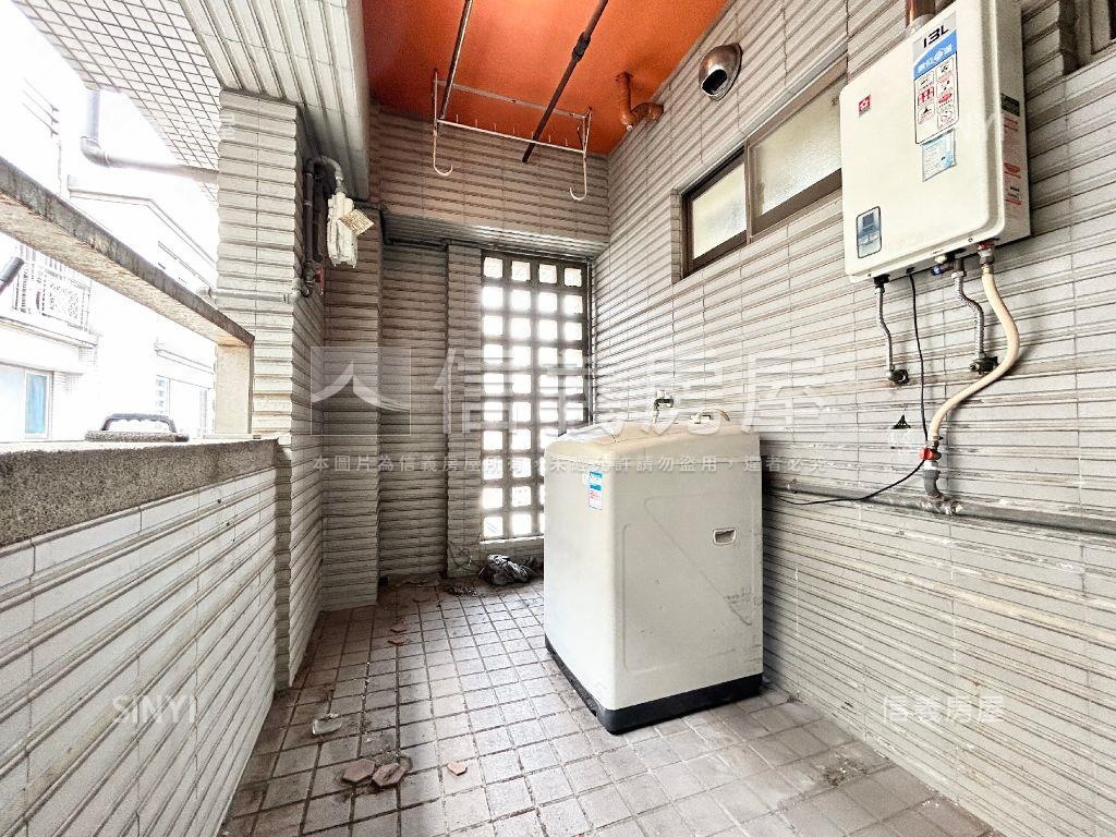 健華邊間景觀三房平面車位房屋室內格局與周邊環境