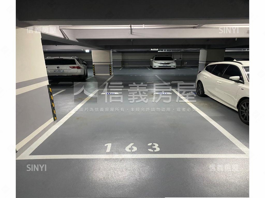 雙江翠溫馨兩房平面車位房屋室內格局與周邊環境