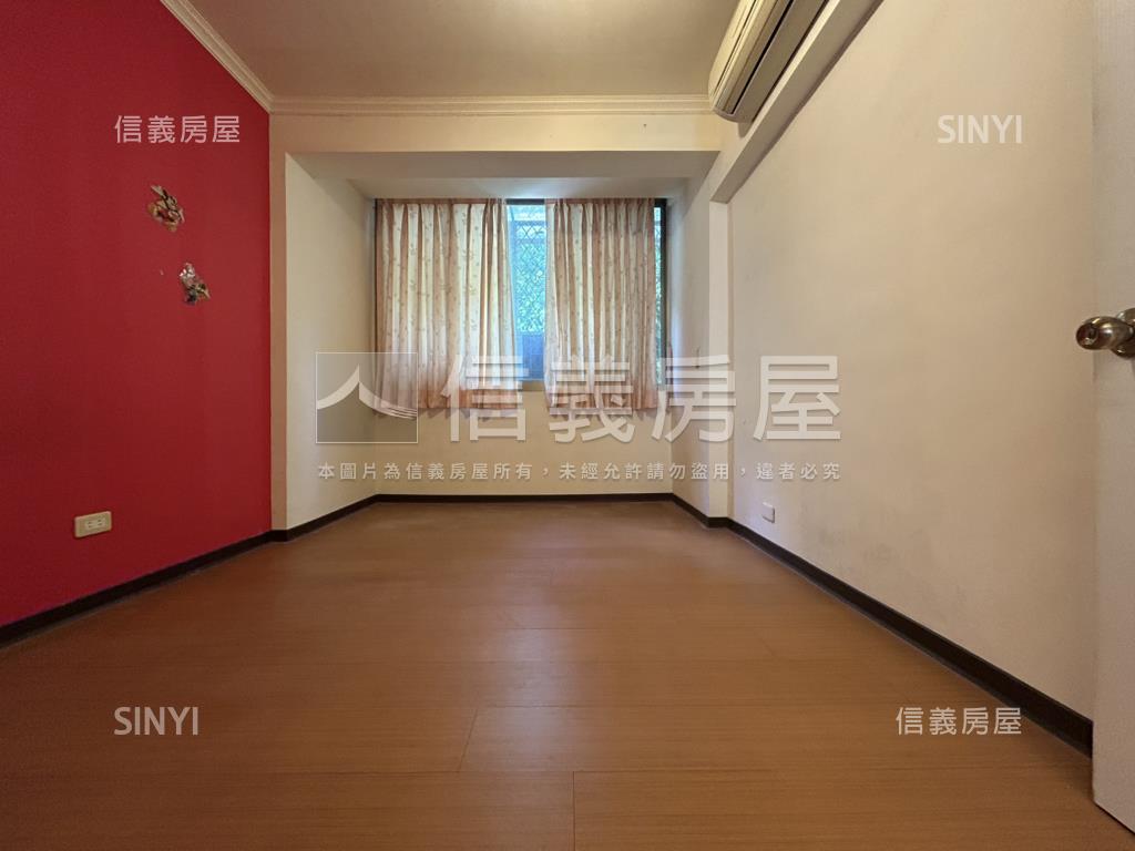Ｙ３９★近公園低總價三房房屋室內格局與周邊環境