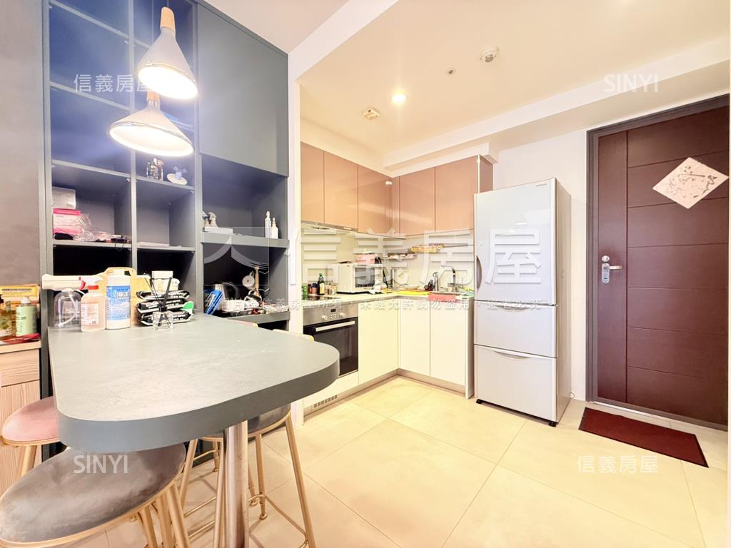 保泰逸居高樓採光美宅平車房屋室內格局與周邊環境