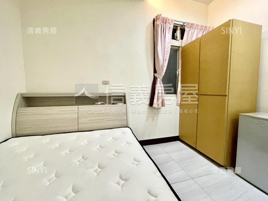 新板捷運投報兩套房屋室內格局與周邊環境