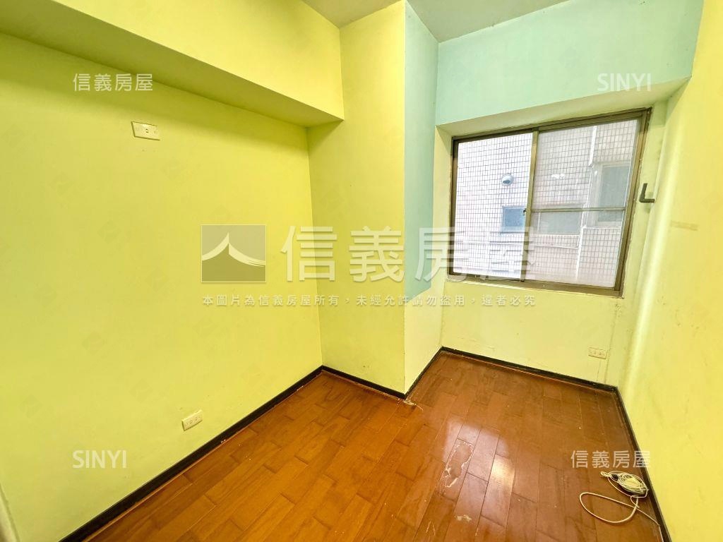 綠園道三房房屋室內格局與周邊環境