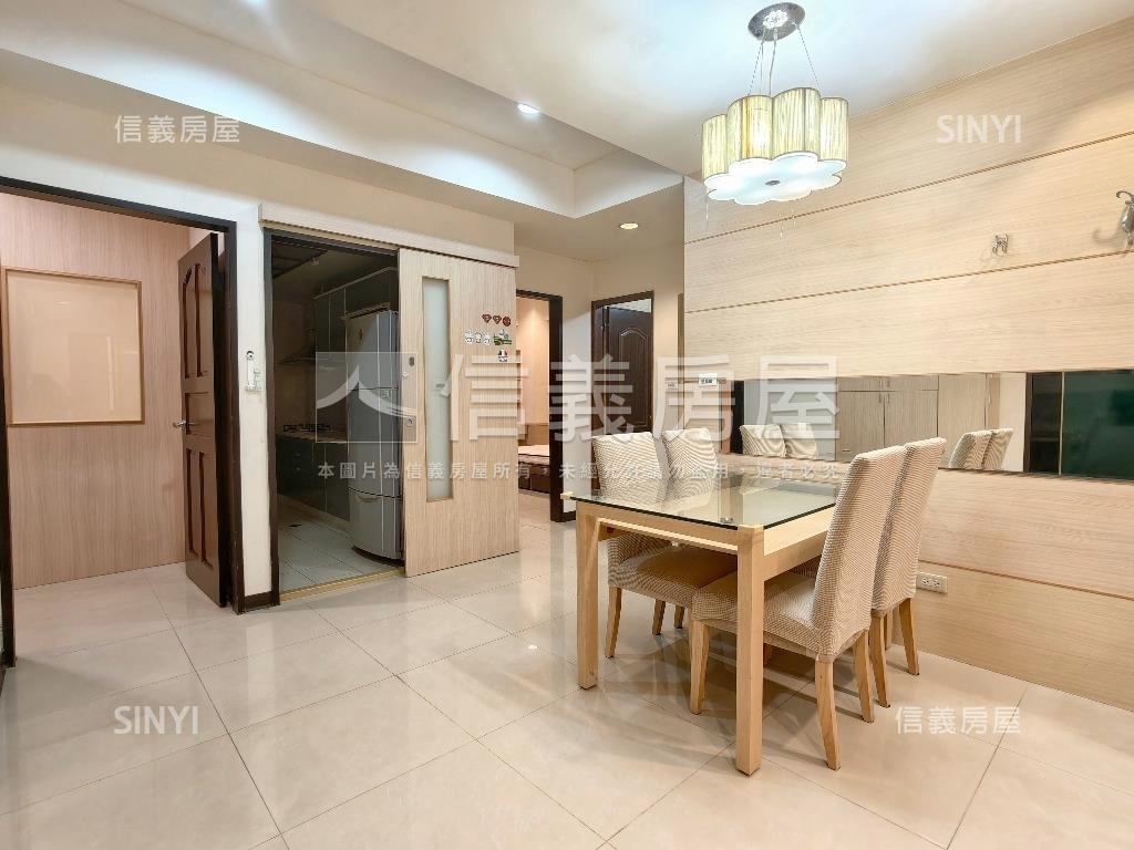 專任臻愛香榭外棟戶房屋室內格局與周邊環境