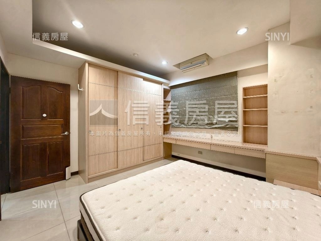 專任臻愛香榭外棟戶房屋室內格局與周邊環境