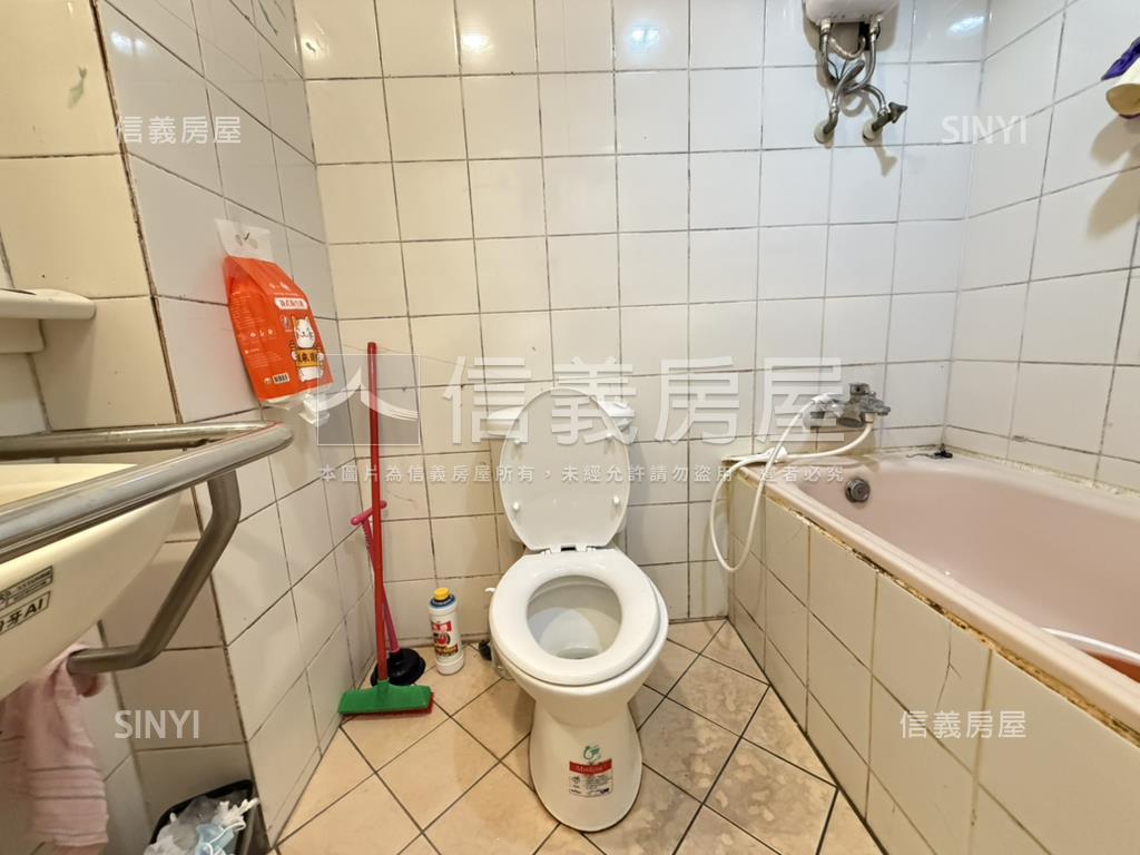 西區鄰車站高樓好案房屋室內格局與周邊環境