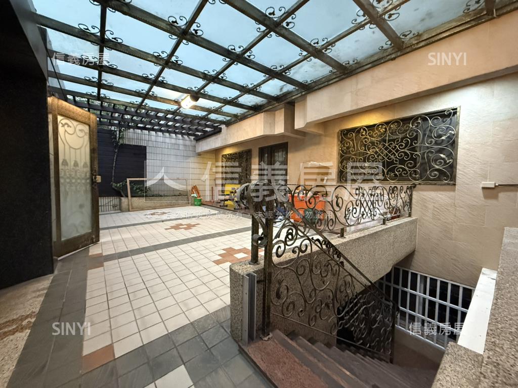 大土持中正傳家庭院一樓房屋室內格局與周邊環境