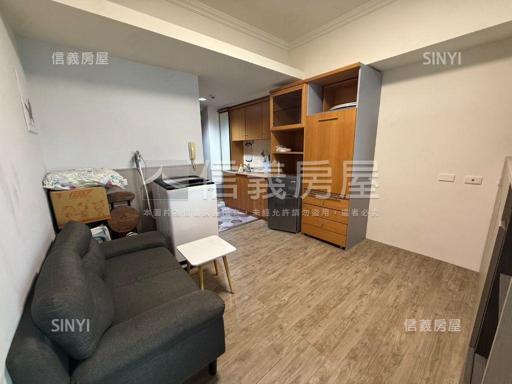 近成大採光明亮套房房屋室內格局與周邊環境