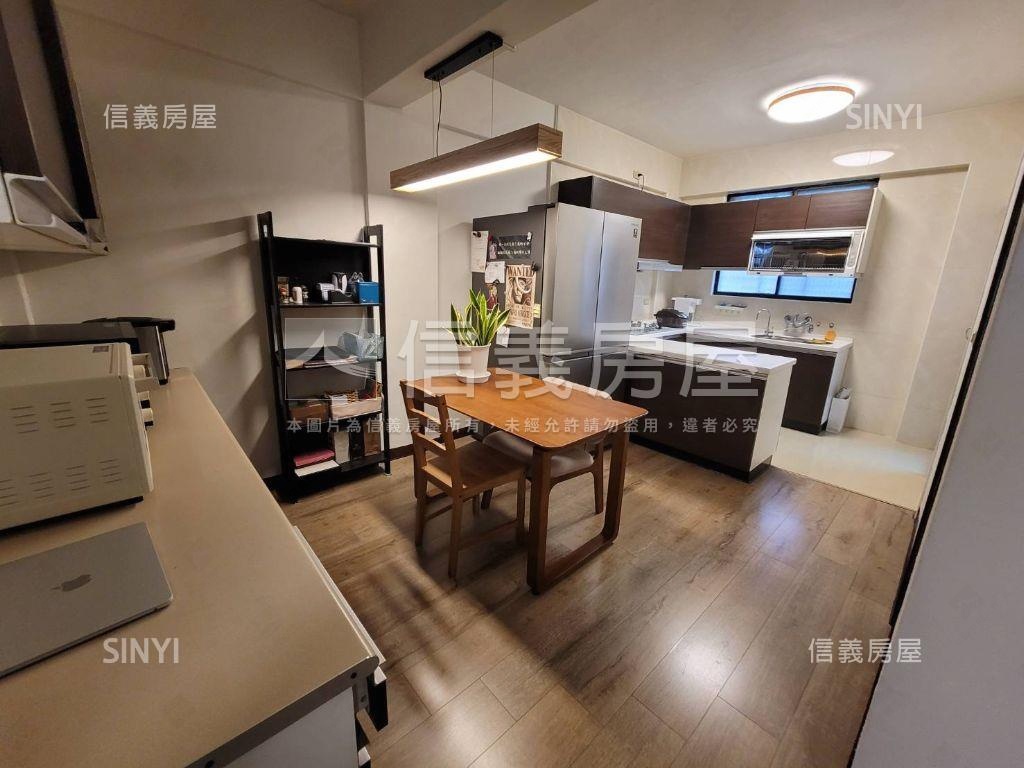 信義區稀有邊間大空間美寓房屋室內格局與周邊環境