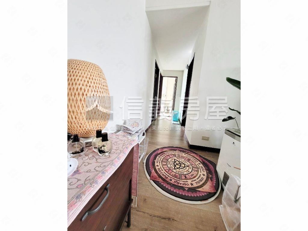 信義區稀有邊間大空間美寓房屋室內格局與周邊環境