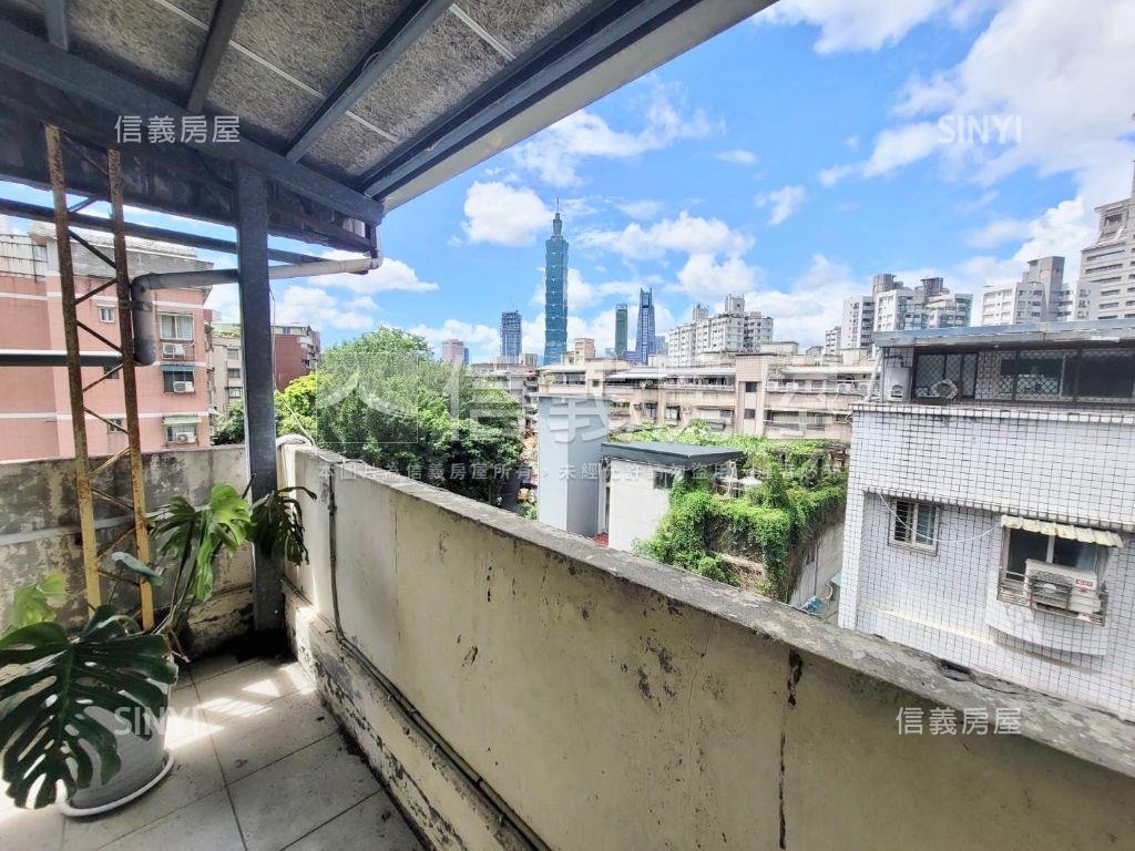 信義區稀有邊間大空間美寓房屋室內格局與周邊環境