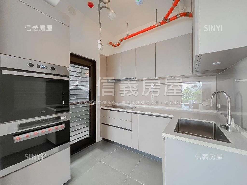 大隱於市西屯匯全新美宅房屋室內格局與周邊環境