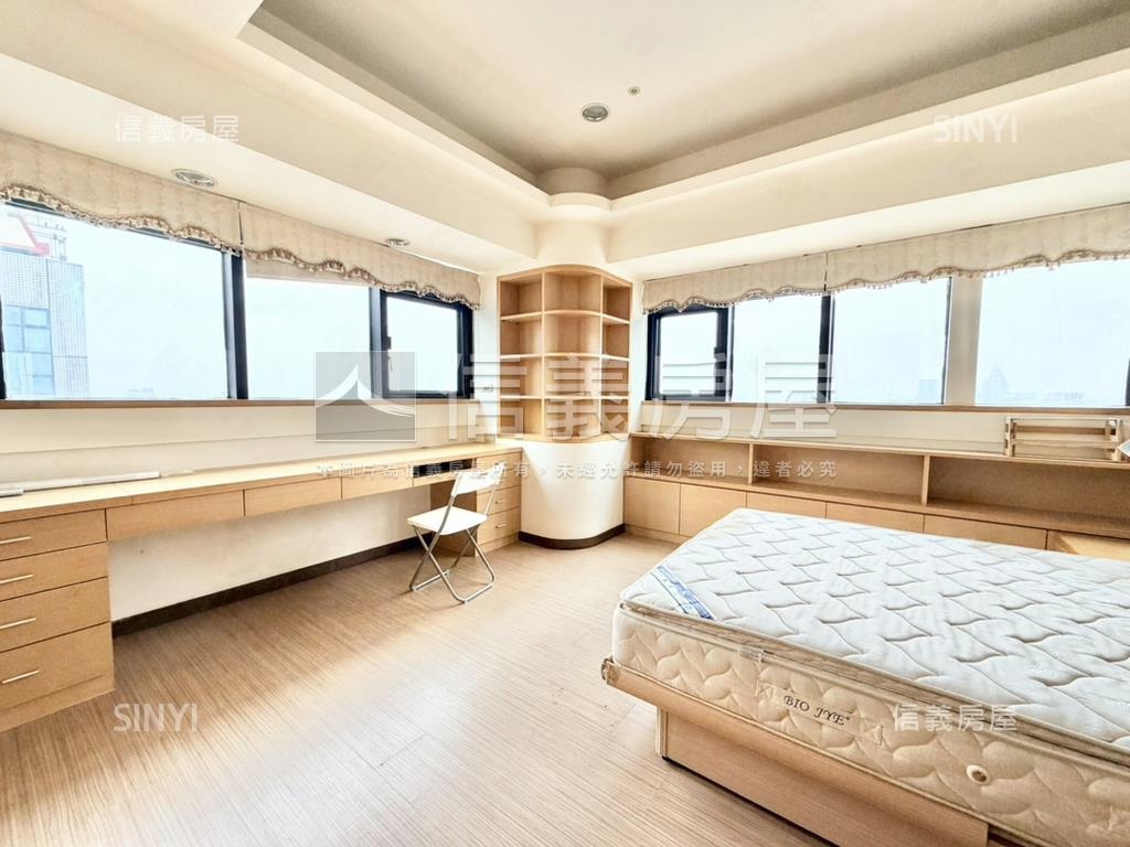 擎天雙星豪景樓中樓大空間房屋室內格局與周邊環境