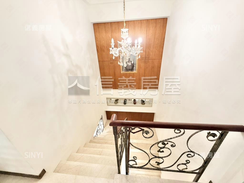 擎天雙星豪景樓中樓大空間房屋室內格局與周邊環境