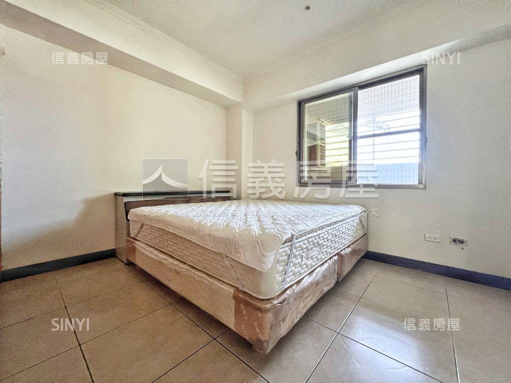 巨蛋臻邸景觀雙平車房屋室內格局與周邊環境