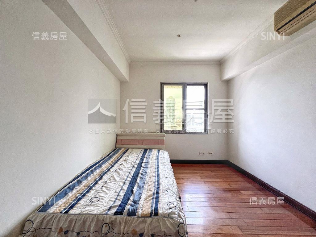 巨蛋臻邸景觀雙平車房屋室內格局與周邊環境