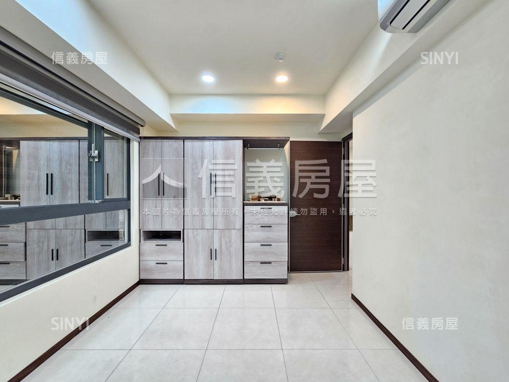 民權經典５樓三房車位房屋室內格局與周邊環境