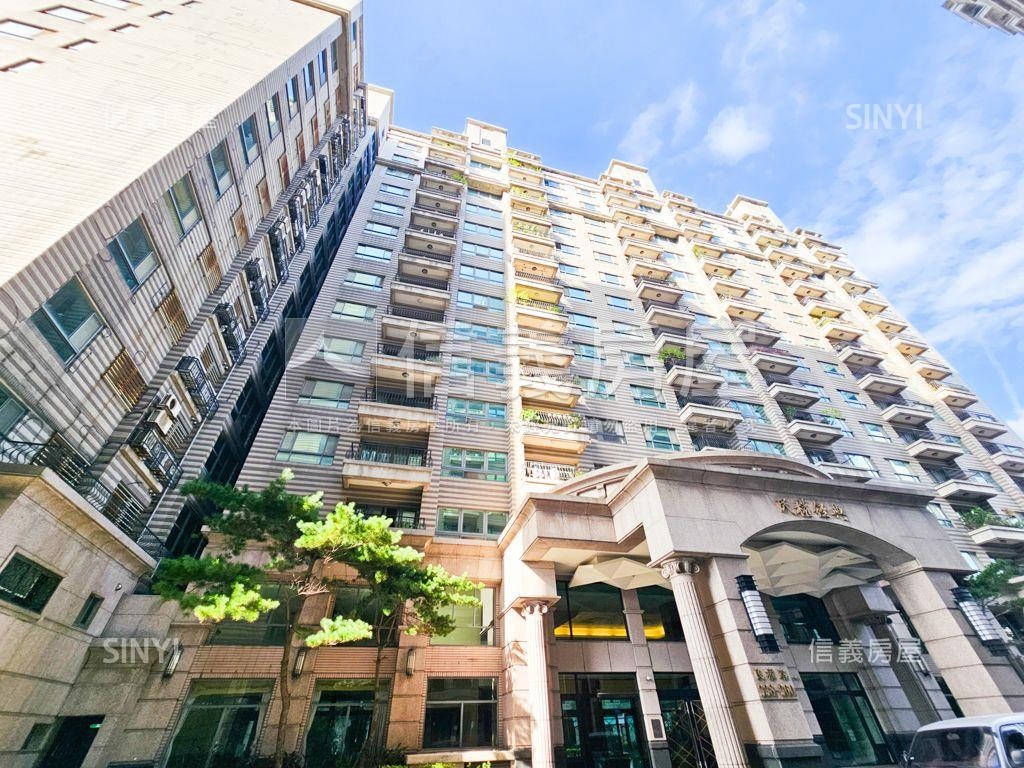 民權經典５樓三房車位房屋室內格局與周邊環境