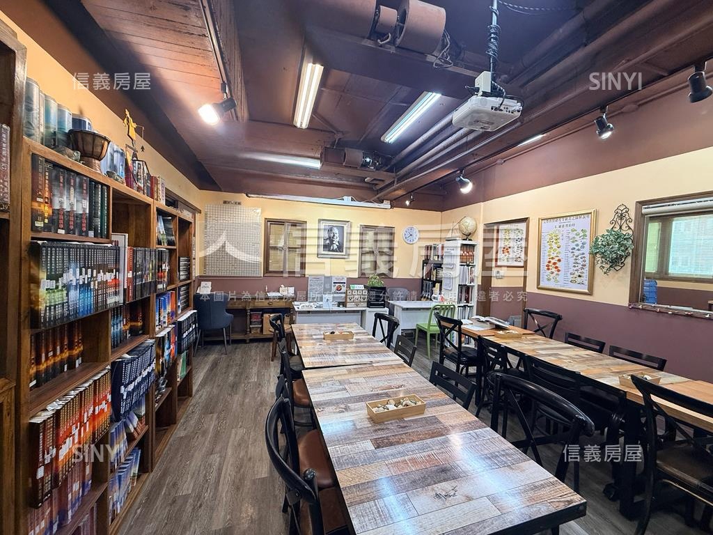 松江南京純辦附車位房屋室內格局與周邊環境