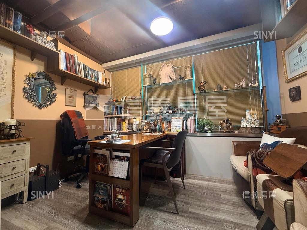 松江南京純辦附車位房屋室內格局與周邊環境